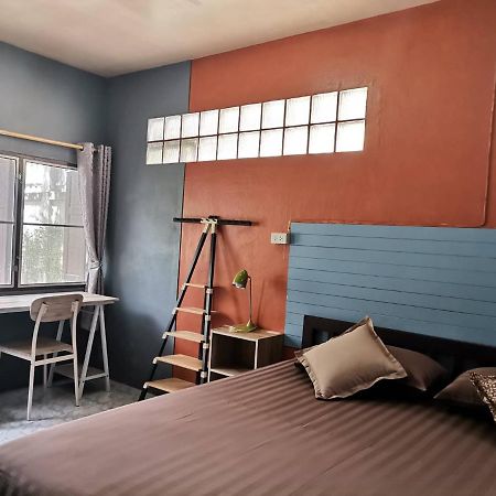 Milano Home Guesthouse Прачуап-Кхірі-Кхан Екстер'єр фото