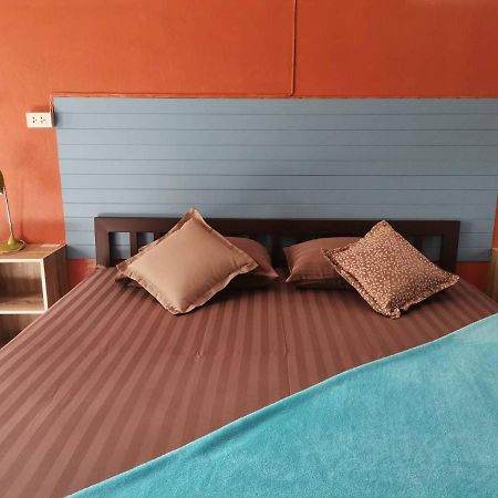 Milano Home Guesthouse Прачуап-Кхірі-Кхан Екстер'єр фото